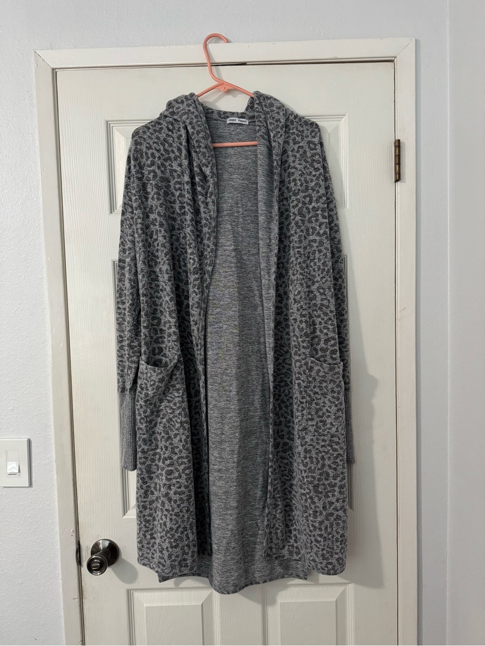 Sweet Romeo Gray Leopard Hooded Open Cardigan
